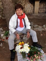 Liliane Servole a apporté un grand bouquet