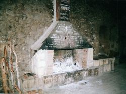 La cheminée modifiée, en 1993