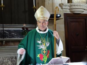 La bénédiction par Monseigneur Christophe Dufour